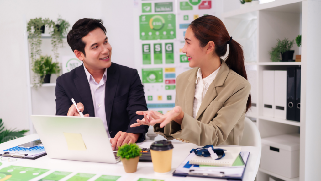 How to Sell a Digital Business: Valuation, Timing, and What Global Buyers Look For